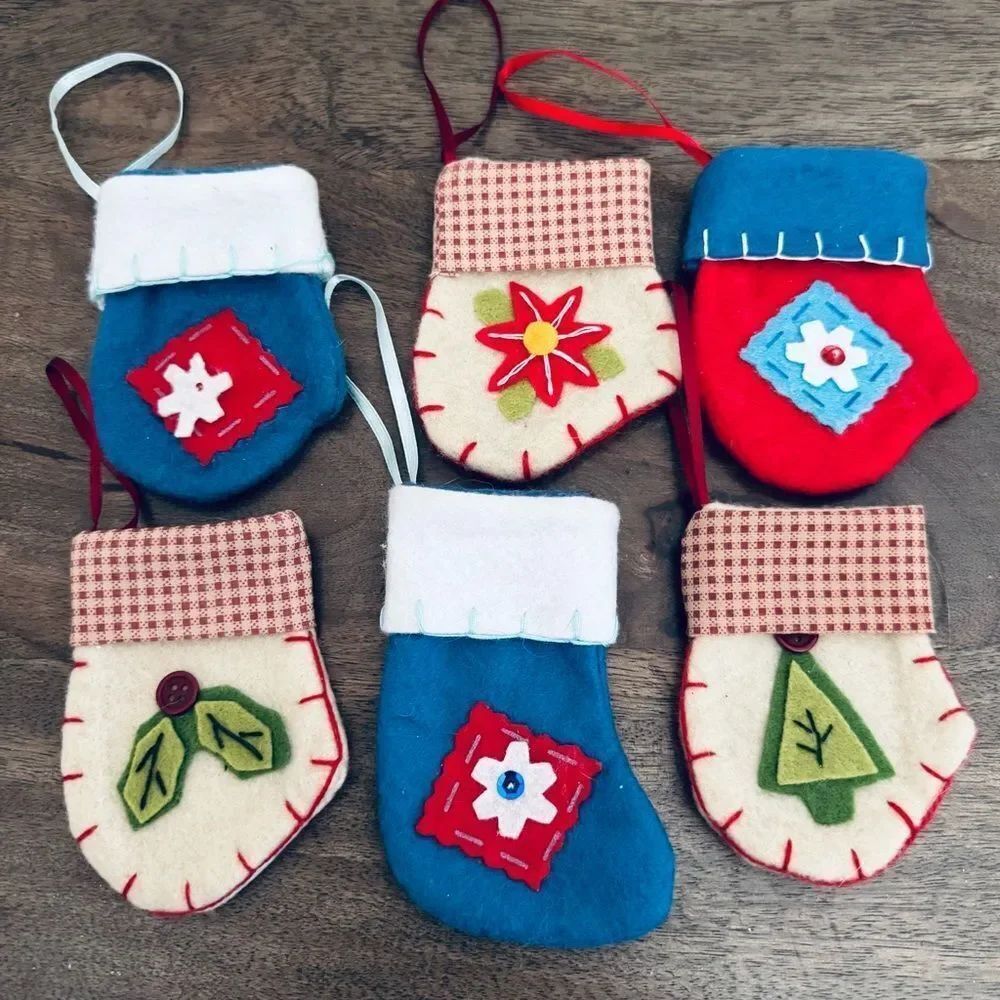 Christmas Holiday Mittens Fabric Ornaments Set